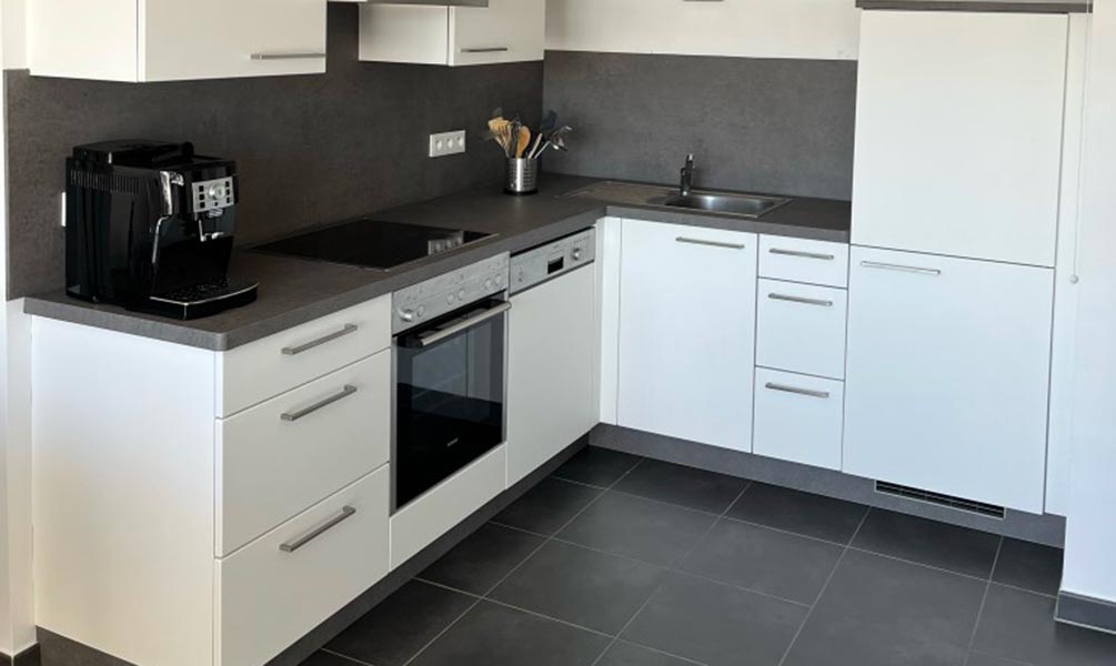 Kuchnia po oklejeniu folią