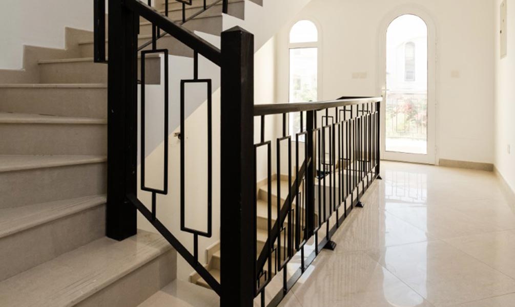 Balustrada przed oklejeniem